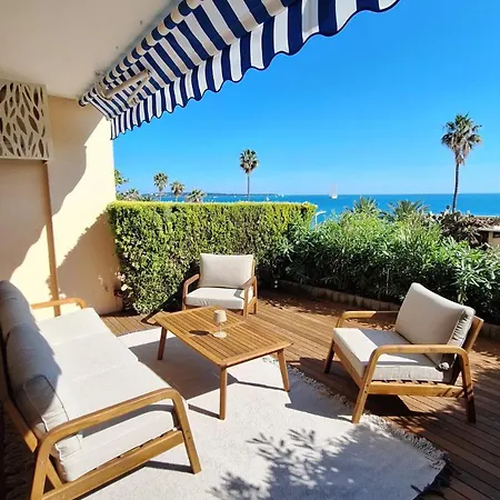Design 1ere Ligne Avec Vue Panoramique Sur La Cannes